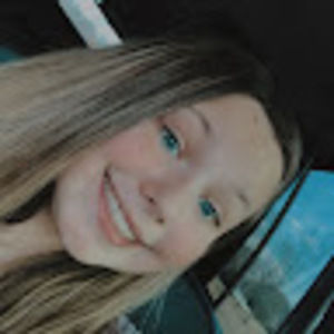 Meet your Posher, Lacey